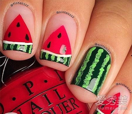 美甲西瓜图片,西瓜图案点亮指尖风采