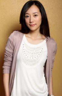 韩雪家庭背景严酷,韩雪家庭背景下的坚韧人生